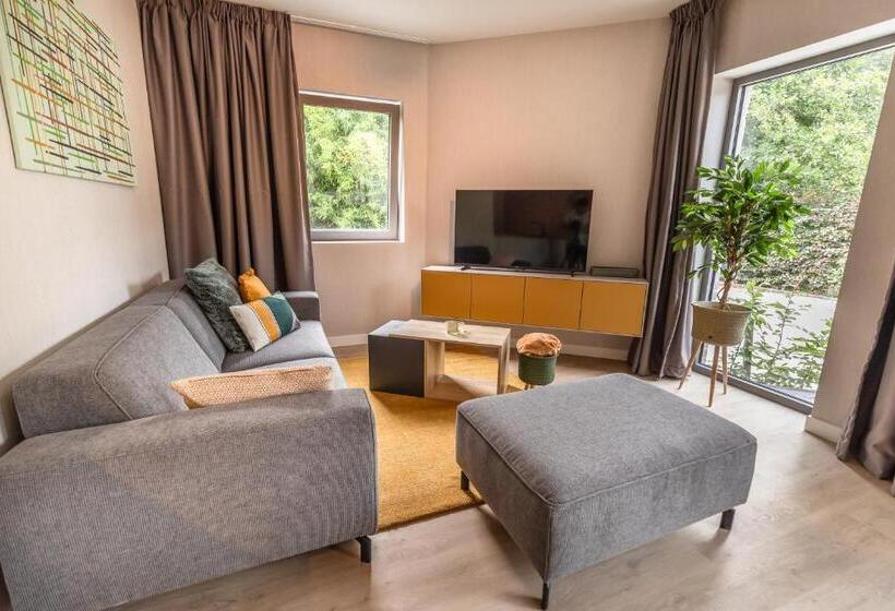 Апартаменты Deluxe 1 Спальня, Abalona Hotel & Apartments