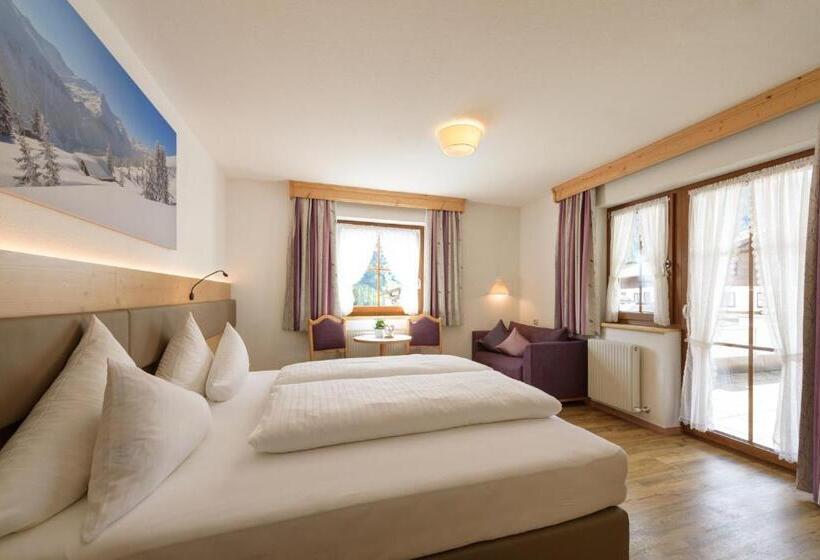 اتاق استاندارد با بالکن, Landhaus Strolz