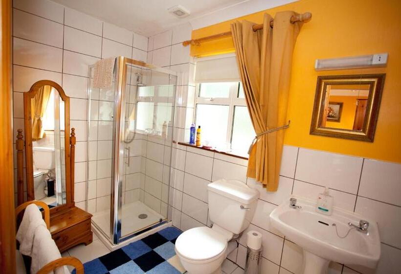 Chambre Familiale, Evergreen Bed & Breakfast