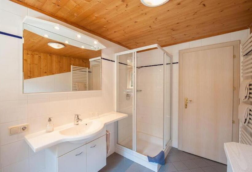 شقة غرفة واحدة, Zugspitzhotel Diana Thörle