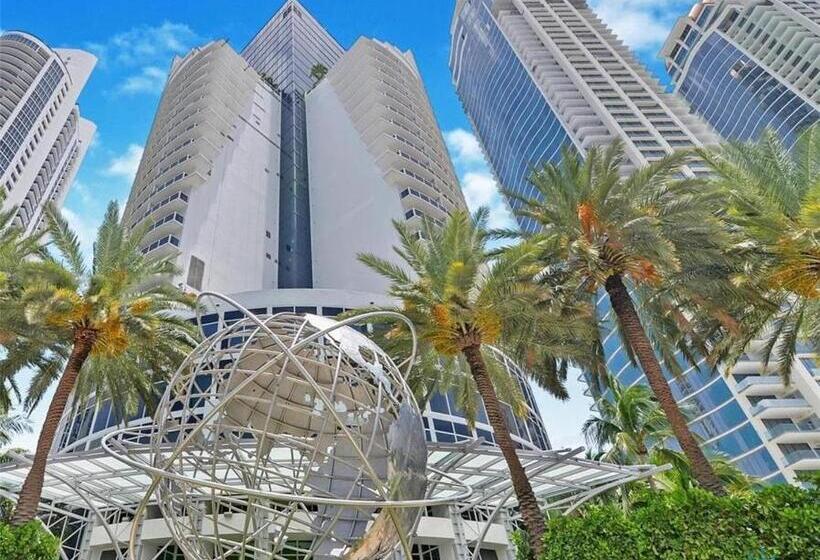 Дом 1 Спальня, Private Ocean Condos At Trump Sunny Isles