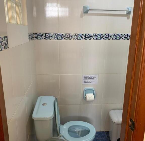 اتاق ساده سه‌ نفره, Residencial Alta Vista