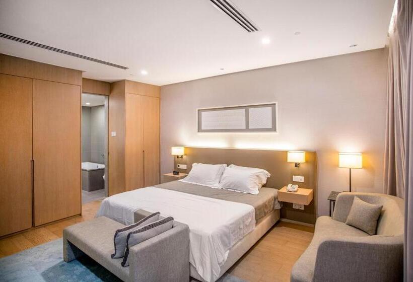 استودیوی استاندارد, 188 Suites Klcc