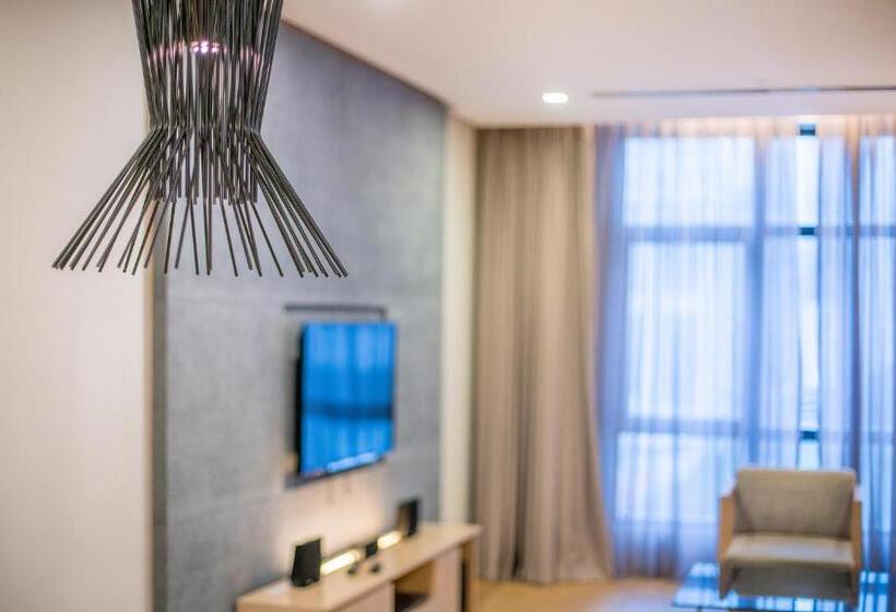 Deluxe Suite King Bed, 188 Suites Klcc