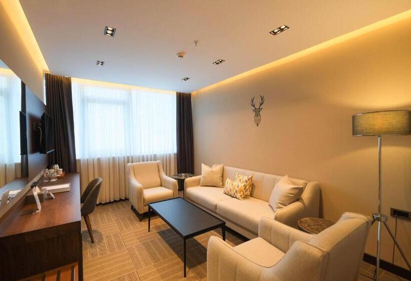 家庭间, B İstanbul