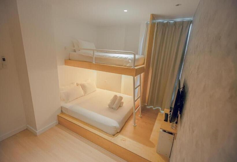 اتاق سوپریور سه تخته, Double H Boutique