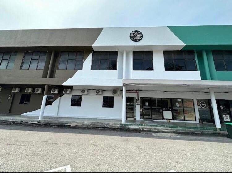 Четырехместный Номер Стандарт, R Hotel Langkawi