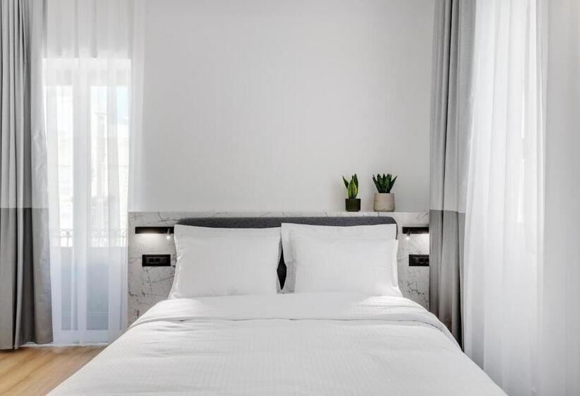 Номер Стандарт с Балконом, Times Elegant Rooms