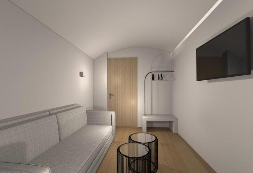 Трехместный Номер Комфорт, Times Elegant Rooms