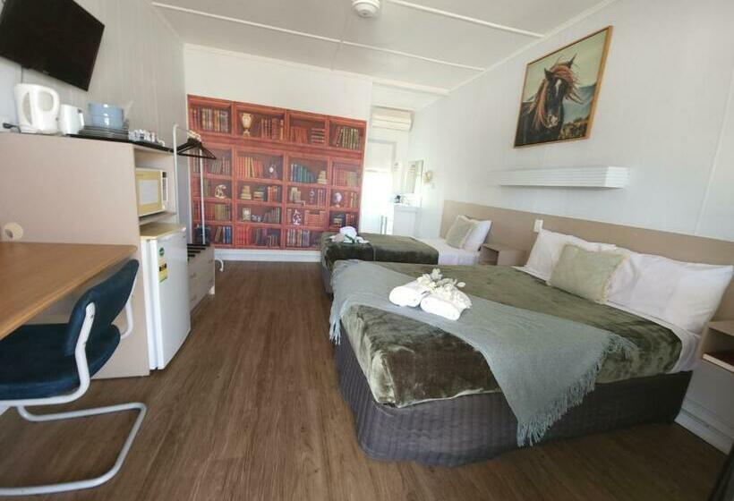 スタンダードルーム, Charters Towers Motel