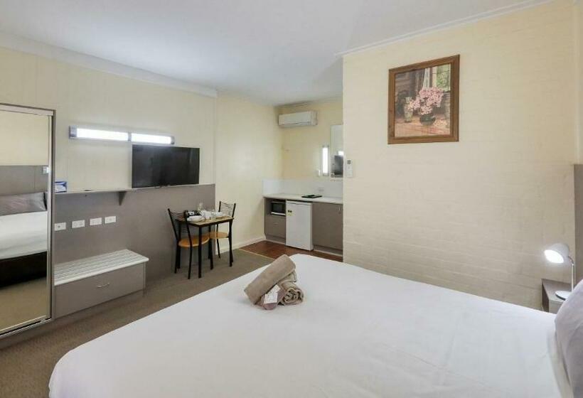 스탠다드 룸 킹사이즈 침대, Bishops Lodge Narrandera