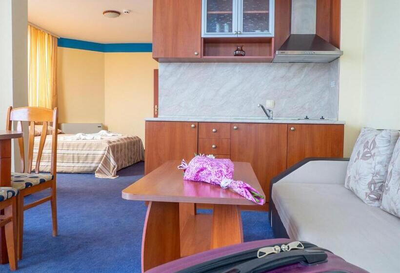 آپارتمان 2 خوابه با بالکن, Petar And Pavel Hotel & Relax Center
