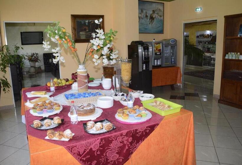اتاق استاندارد یک نفره, Il Parco   Parking Free & Restaurant