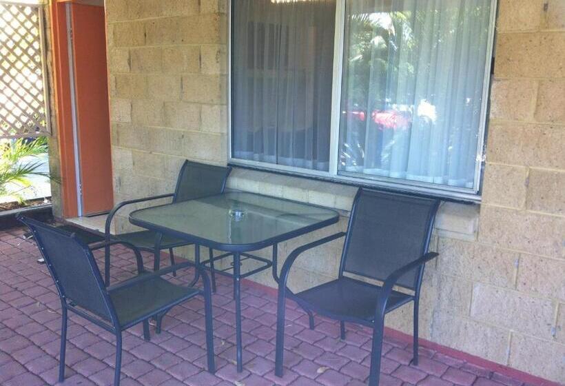 수피리어 룸, Mango Tree Motel