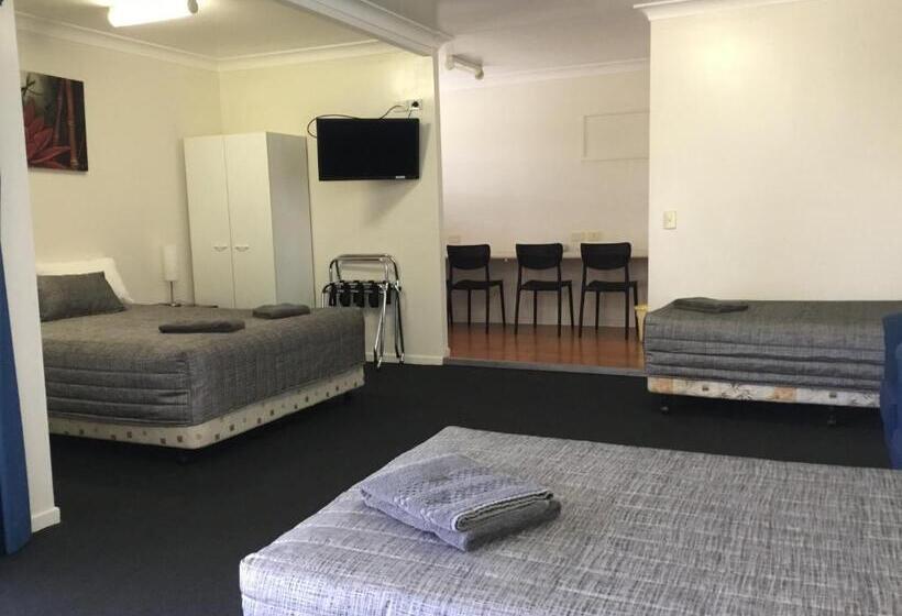 Семейный Номер, Charleville Waltzing Matilda Motor Inn