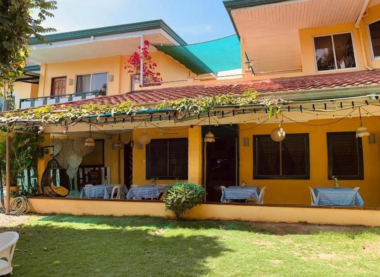 套房, Abihon Hoferhaus Mactan Guesthouse