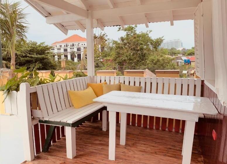 标准平房, Abihon Hoferhaus Mactan Guesthouse