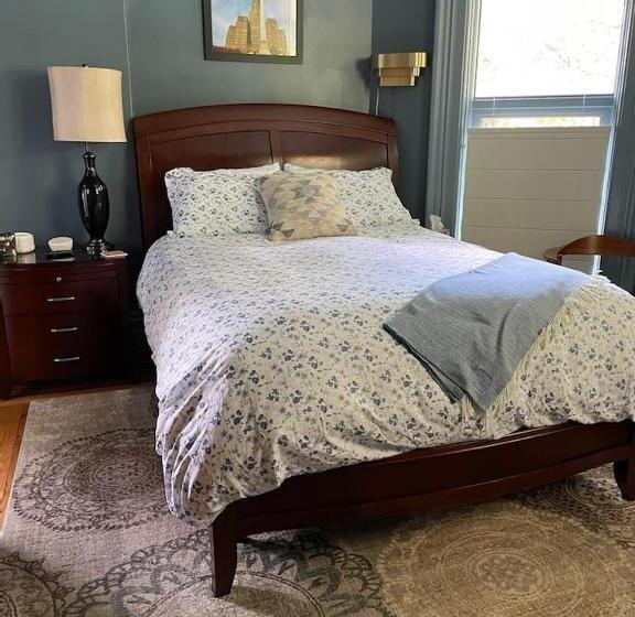 Номер Deluxe, Oscar S Inn