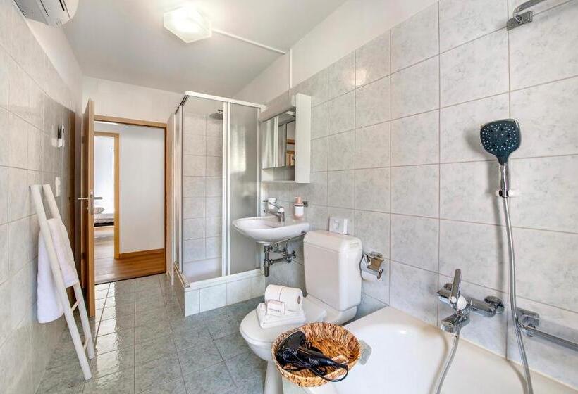 Номер Стандарт с Балконом, Casa Al Torchio 1,2,3 And 4   Happy Rentals