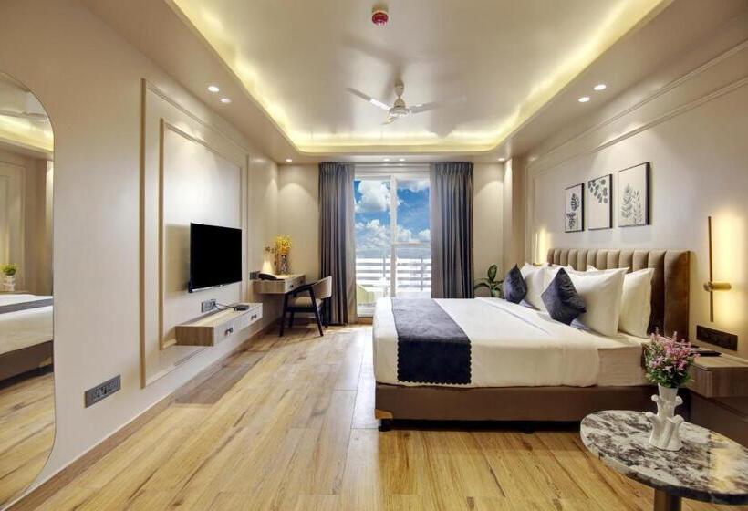 Номер Deluxe с Балконом, Saltstayz Sage   Near Golf Course Road