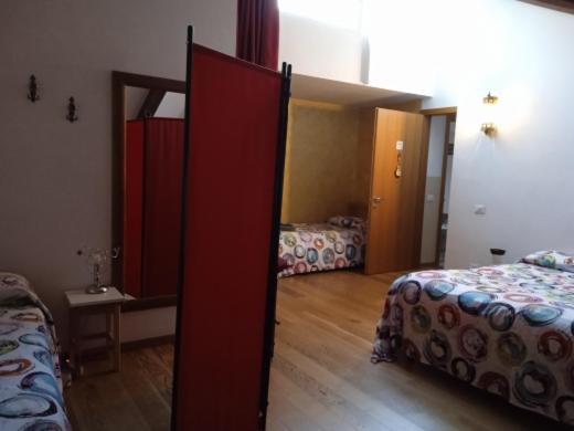 اتاق استاندارد چهار تخته, B&b Eden