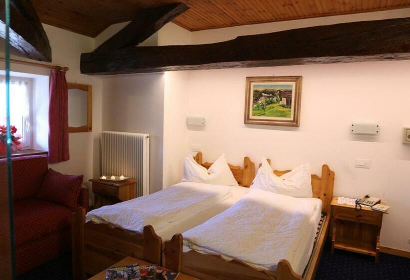 스탠다드 룸, Albergo Due Spade
