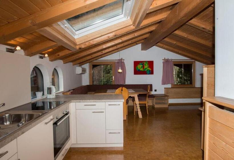 דירת חדר, Residence Winklgut