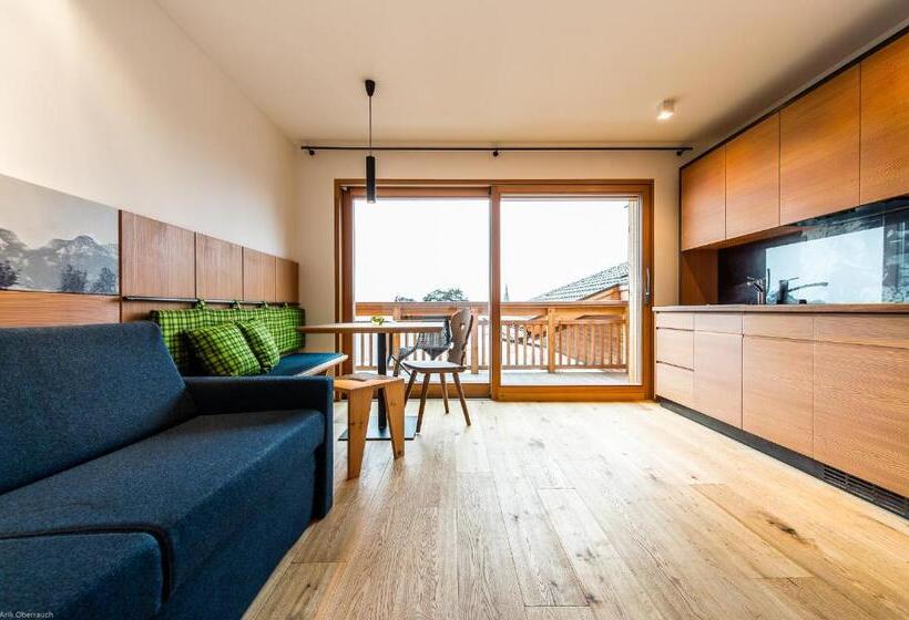 Апартаменты 1 Спальня с Балконом, Pension Haus Tirol