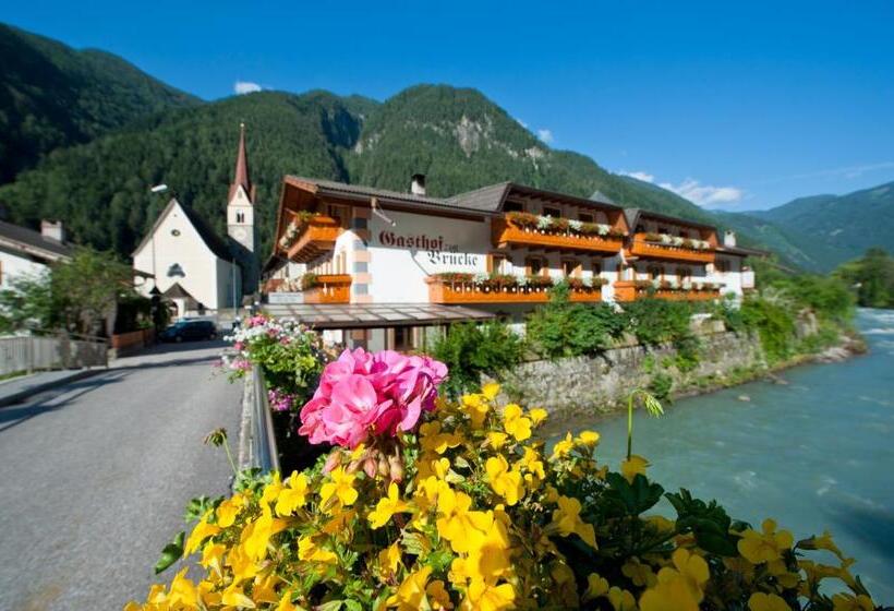 Люкс, Zur Brücke   Your Home In Heart Of South Tyrol, With Brixencard And Free Parking