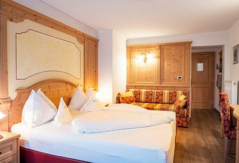 Номер Economy, Parkhotel Holzerhof