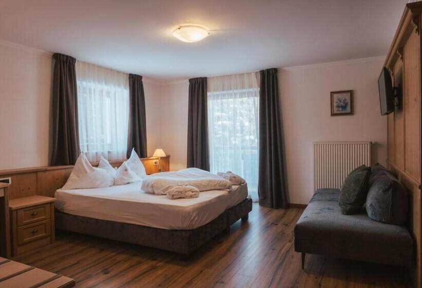 Номер Deluxe, Parkhotel Holzerhof