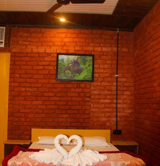 스탠다드 룸, Corbett Safari Room & Adventure
