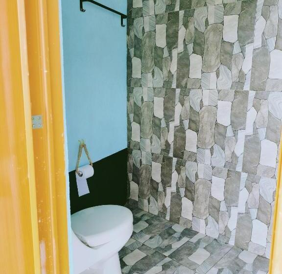 اتاق استاندارد با بالکن, Riu Del Mar Hostel