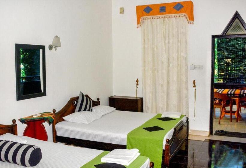 家庭间, Terrel Residencies Gal Oya