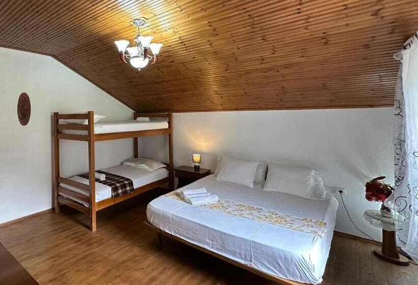 스탠다드 룸 산 전망, Lakeview Escape Koman
