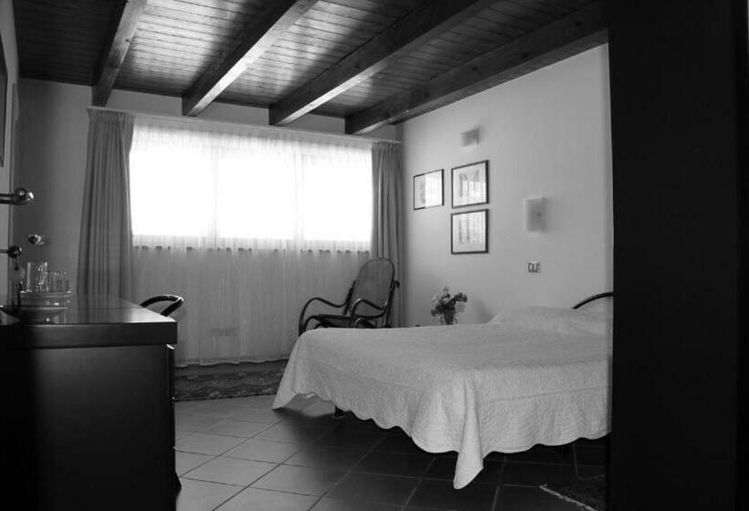 Номер Стандарт Вид на Сад, B&b La Betulla