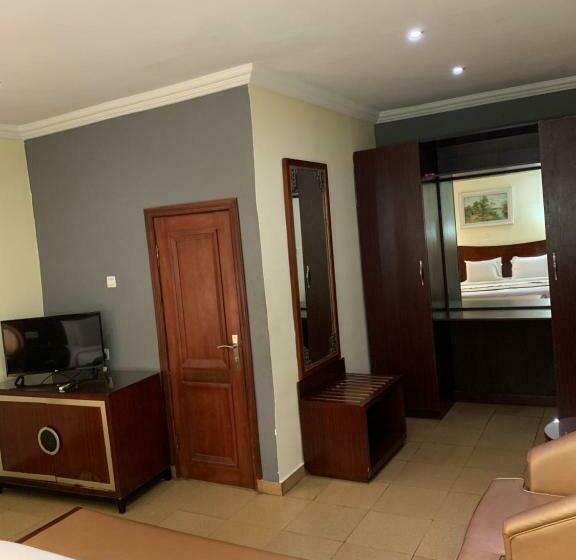 اتاق لوکس, Conference Hotel & Suites Ijebu