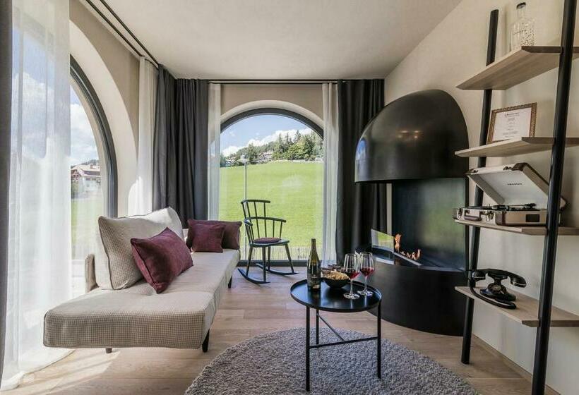 Люкс Повышенной Комфортности, Gloriette Guesthouse Boutique