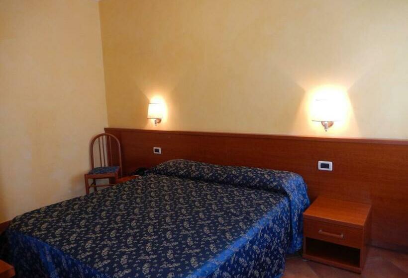 スタンダードルーム, Albergo Dei Leoni