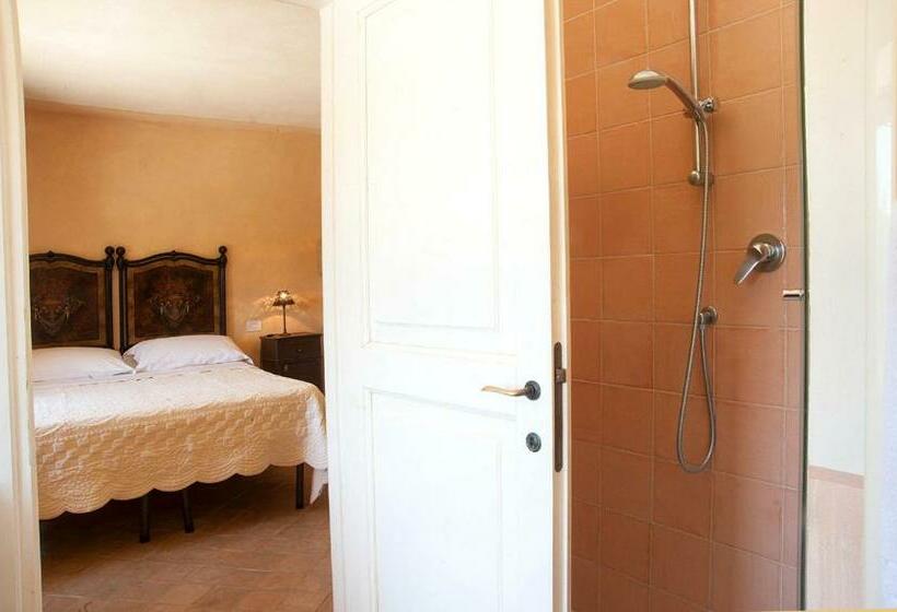 デラックストリプルルーム, La Tavola Dei Cavalieri