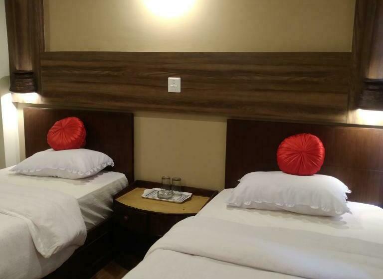 اتاق استاندارد, Kumari Guest House