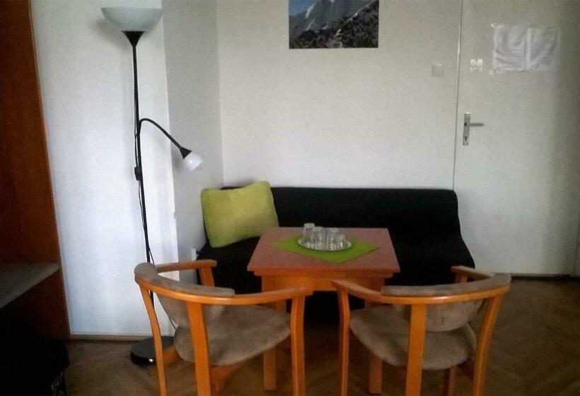 Номер Стандарт Трехместный, Penzion Villa Gerlach