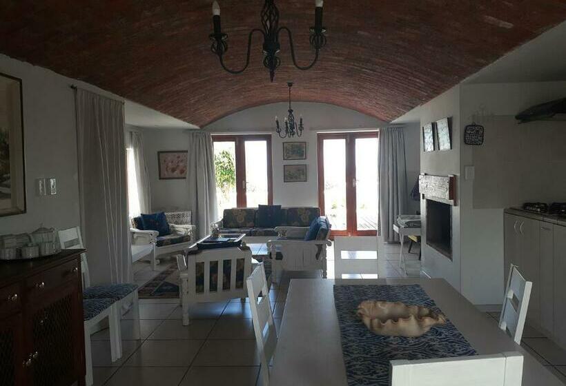 Апартаменты 1 Спальня, Paters Haven Self Catering And B&b
