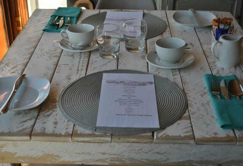Номер Deluxe Вид на Горы, Roundhouse Guesthouse