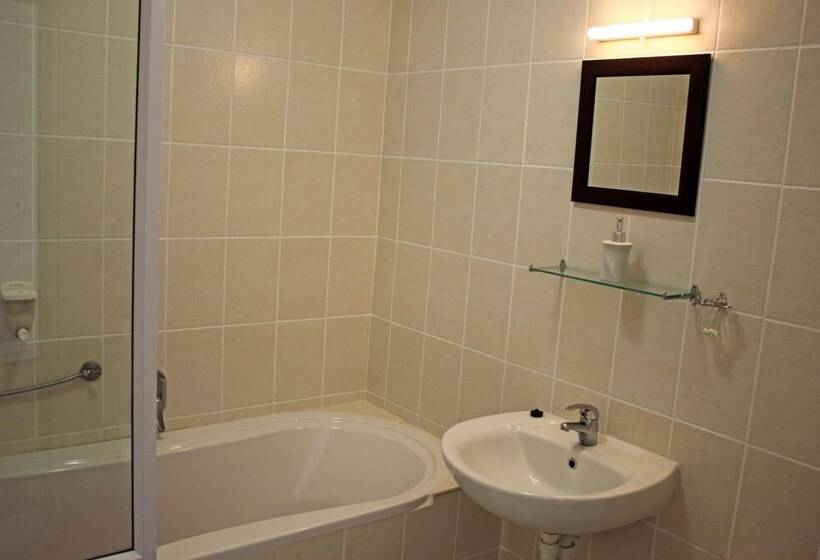 Номер Стандарт, Blougans B&b