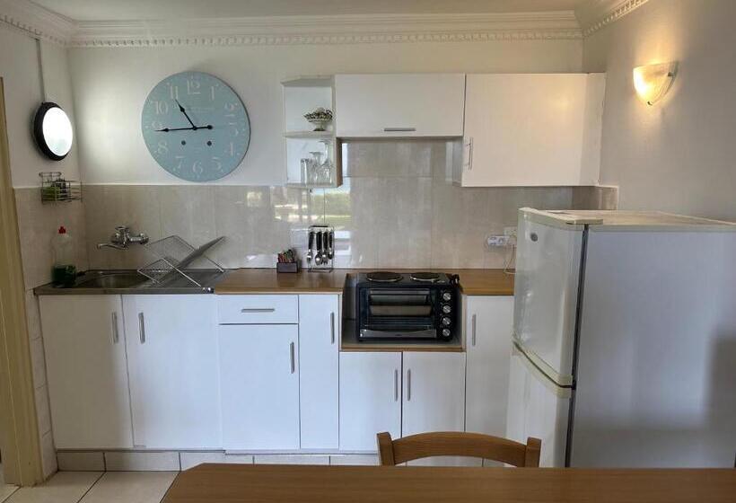 آپارتمان 1 خوابه, Burnham House B&b