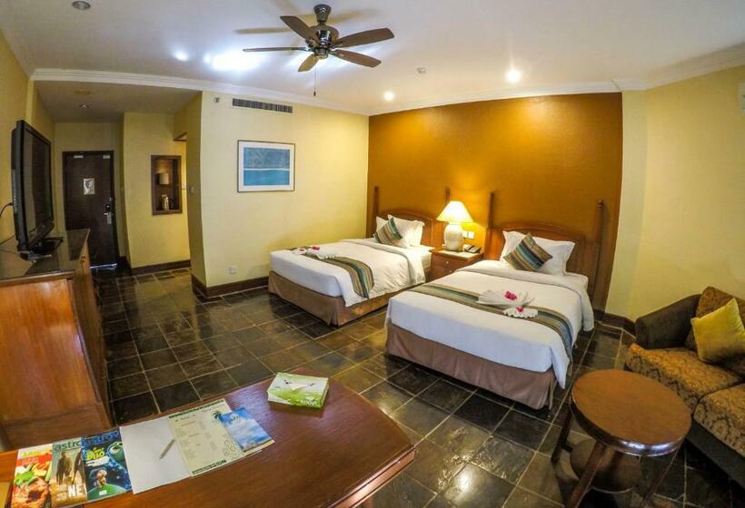 Номер Deluxe Вид на Сад, Palm Beach Resort & Spa