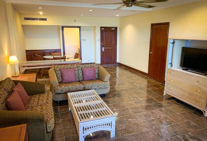 Люкс Вид на Море, Palm Beach Resort & Spa