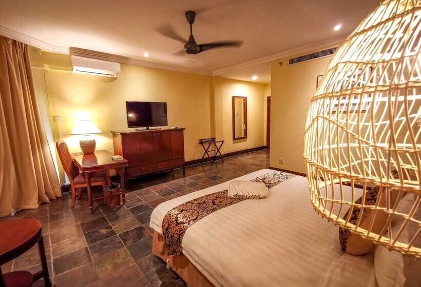 Номер Deluxe Вид на Сад, Palm Beach Resort & Spa