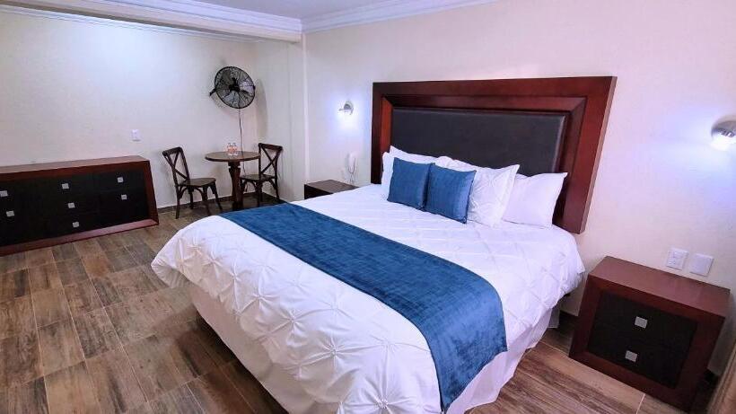 Standardzimmer Kingsize Bett, Tierras Blancas
